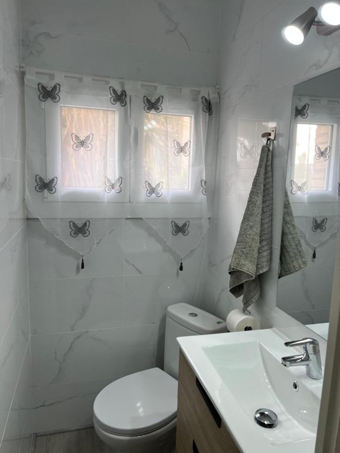 Habitacion Amaya 2 L'Hospitalet de Llobregat Ngoại thất bức ảnh
